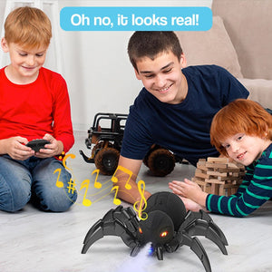 Remote control spider toy with fog spray, red glowing eyes, and sound effects for Halloween fun